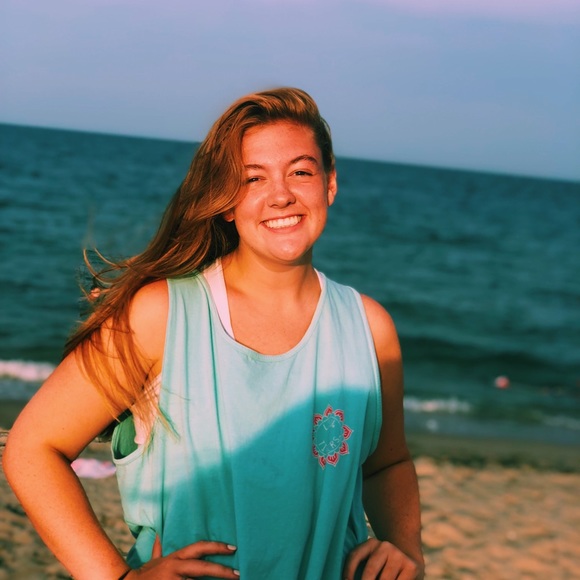 Meet your Posher, Cassidy - Picture 1 of 1